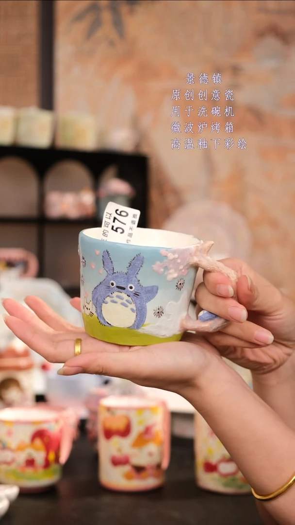 摆件景德镇手工手绘设计师款