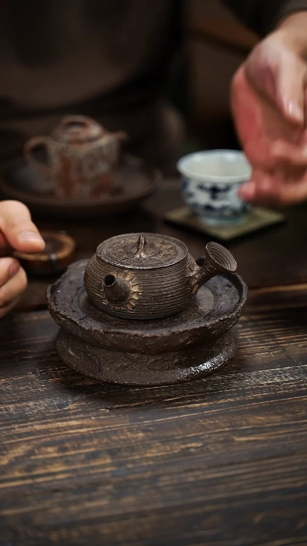 全手工制作 重工 南蛮 重肌理 蜂窝底 侧把壶 120cc