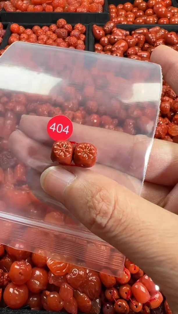 颈饰未镶嵌南红玛瑙1