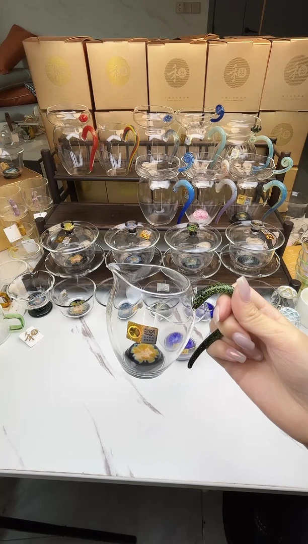 手工艺品玻璃小*禾器  芳韵珀黑金 普通盒