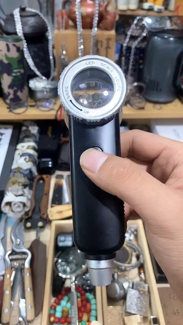 瓷片闪购商品  如图所示