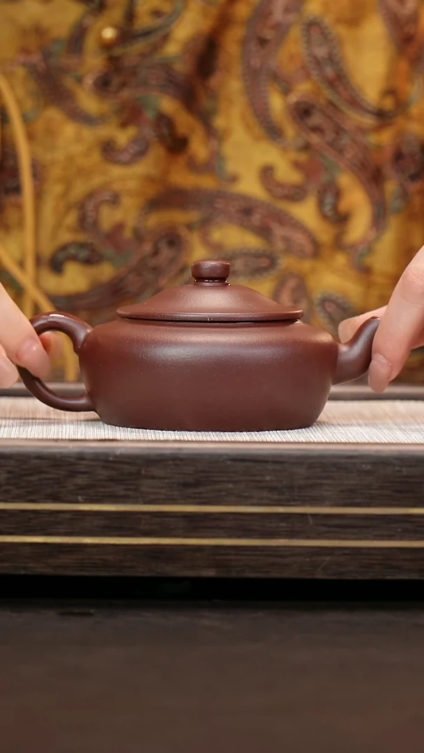 茶壶紫砂老紫泥  云根料 虚帽
