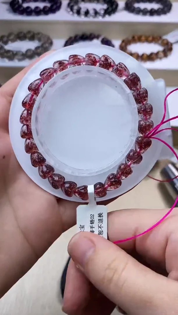 【闪购商品】水晶手链未镶嵌心形金草莓单圈8m+