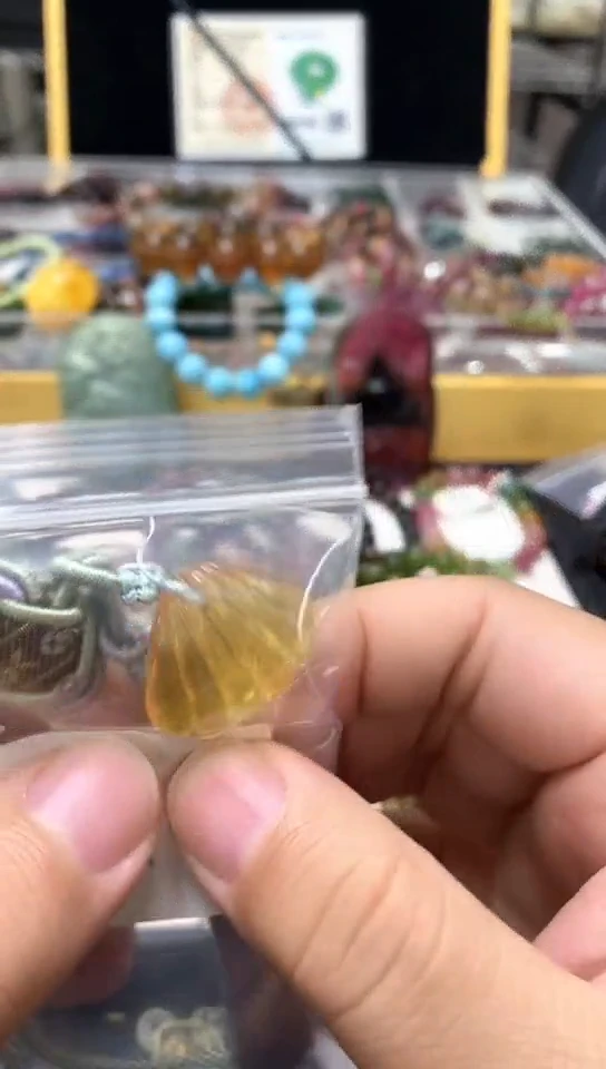 琥珀颈饰未镶嵌?*逸手链61
