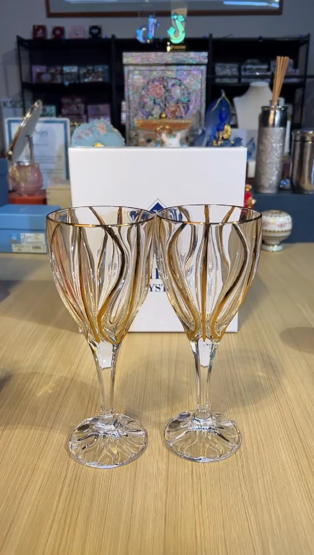 117波西米亚红酒杯（三叉）