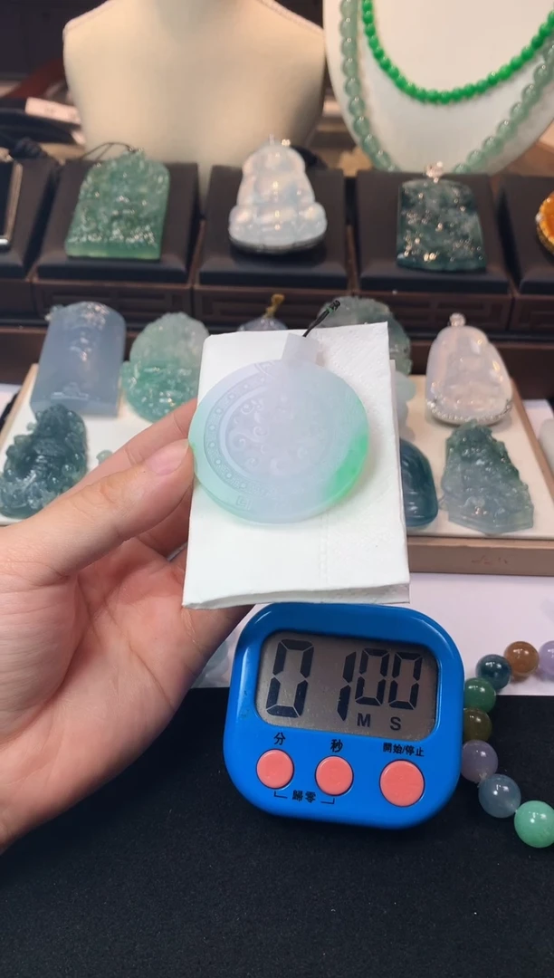 未镶嵌定制翡翠山***～毛货不退不换