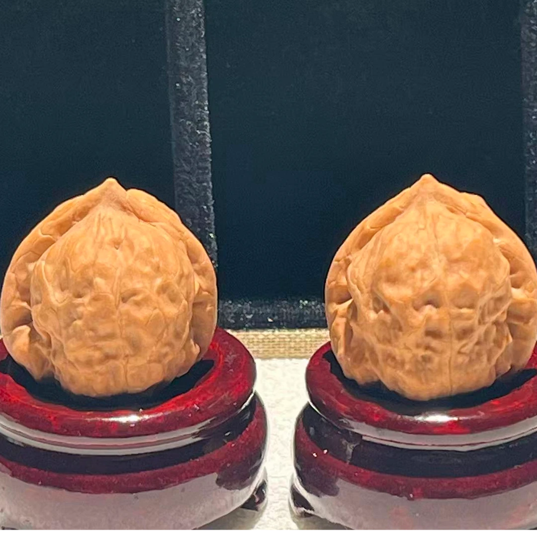 古蟾文玩核桃（全品白茬）