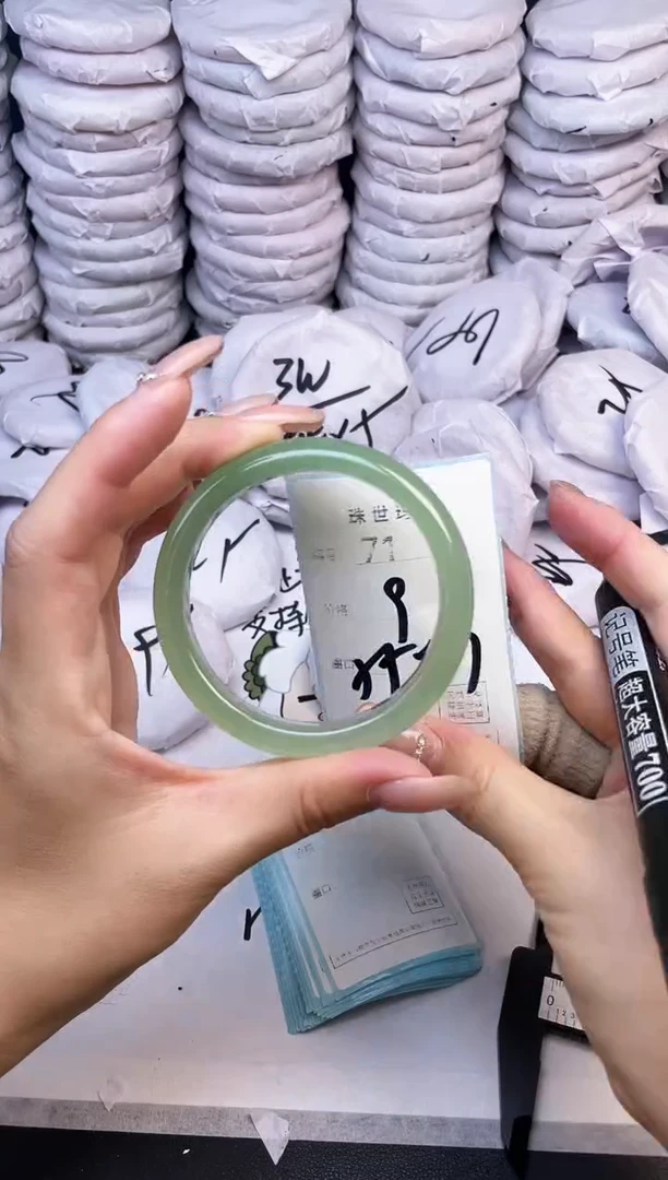 手镯玛瑙/玉髓未镶嵌71