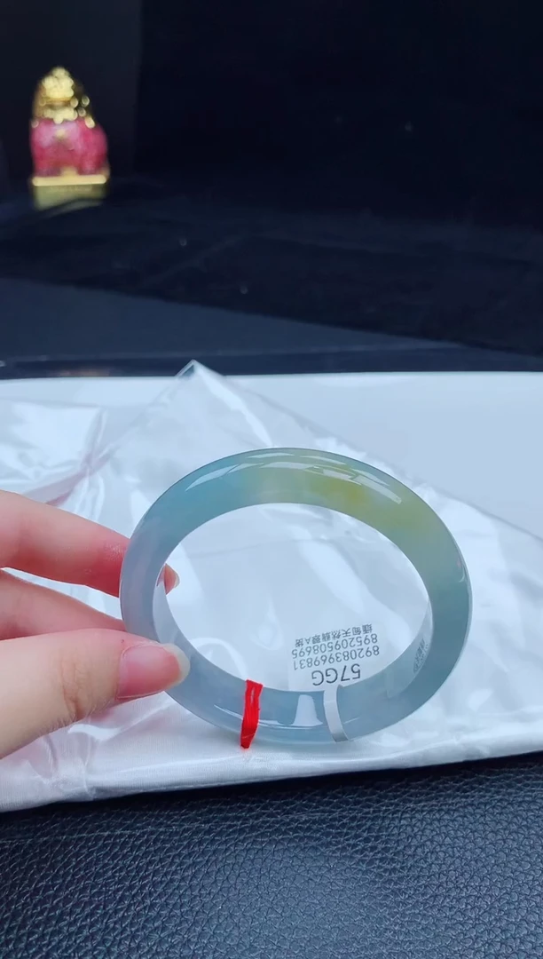 翡翠手镯未镶嵌?**歪缅甸天然翡翠A货手镯