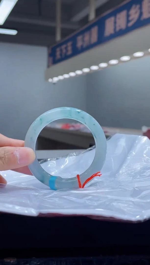 未镶嵌手镯翡翠  9