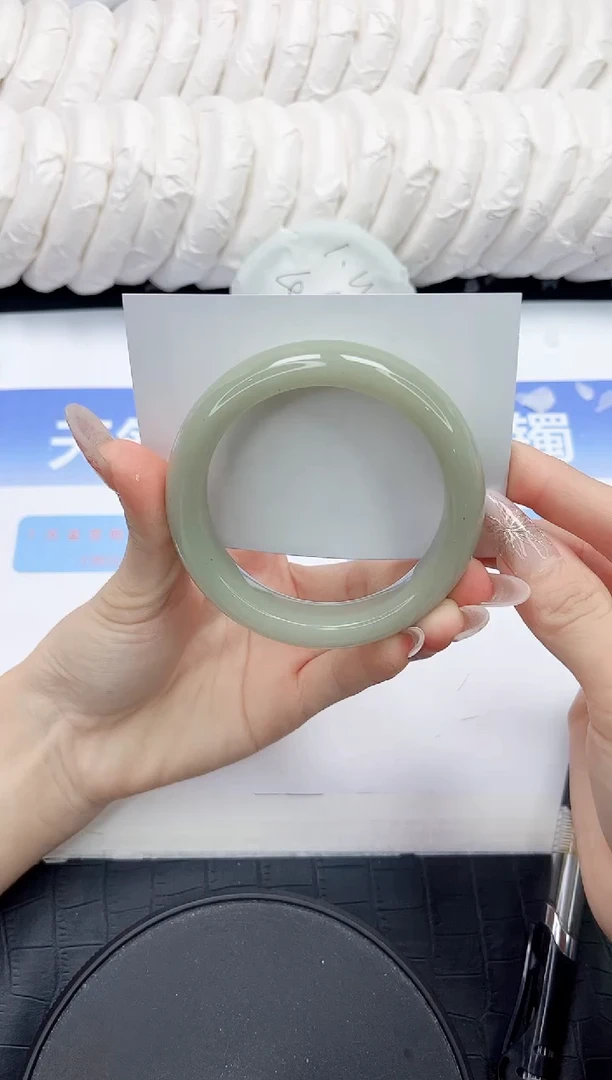 未镶嵌手镯石英质玉272-54