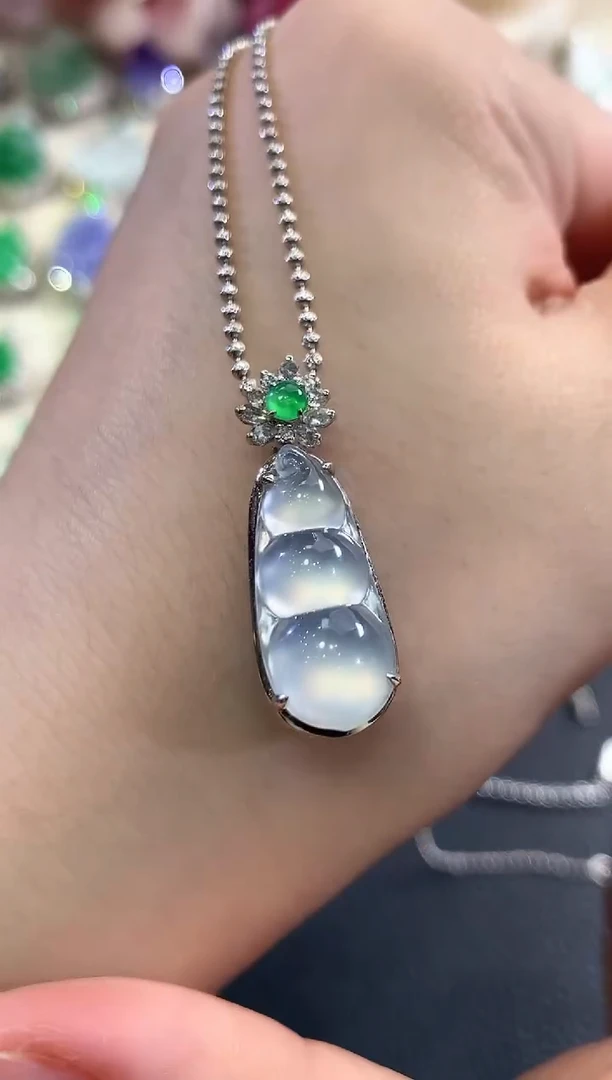 吊坠(不含链)18K金镶嵌翡翠b107多样性一件发货