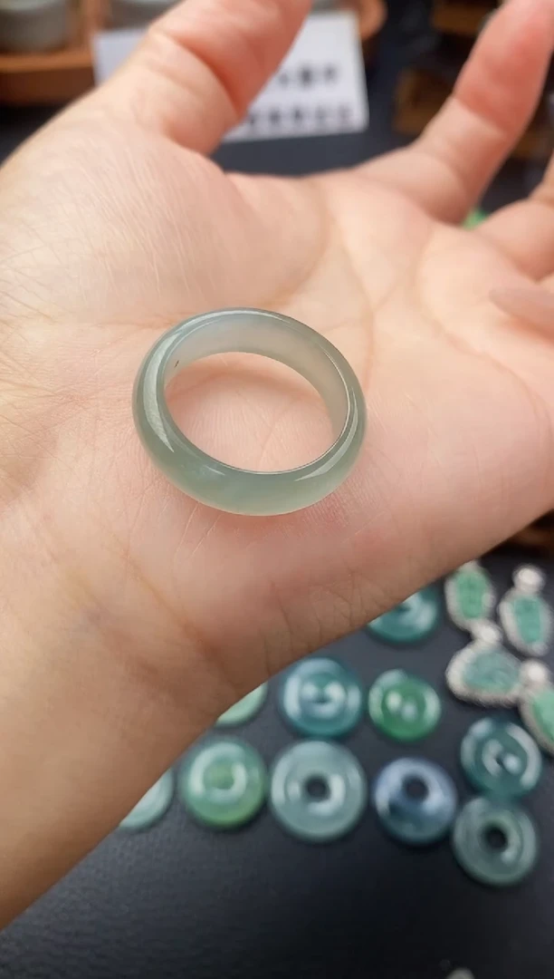 颈饰未镶嵌翡翠✨***✨戒圈