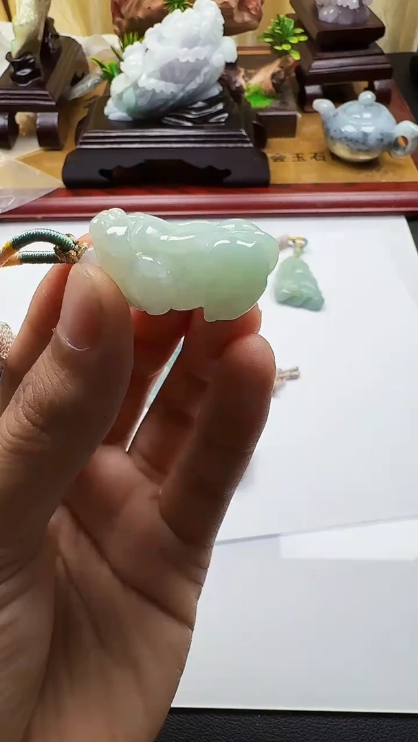 吊坠(不含链)未镶嵌翡翠1