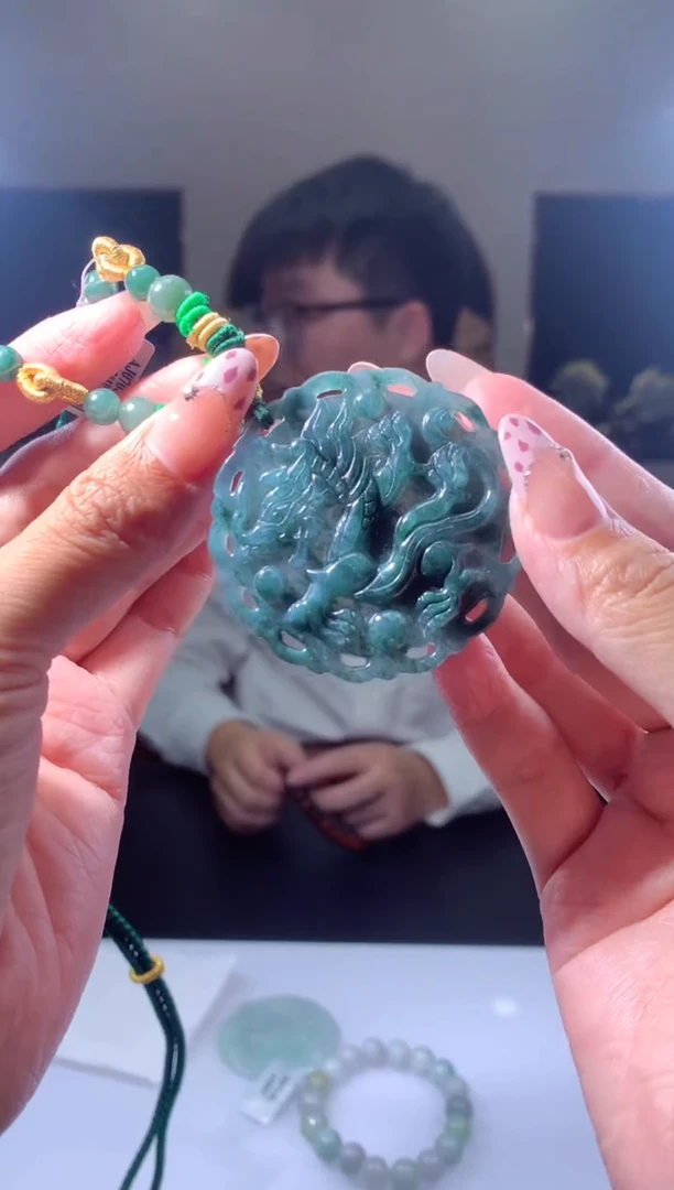 【闪购商品】翡翠颈饰未镶嵌挂件多样性发货（拍一发一）