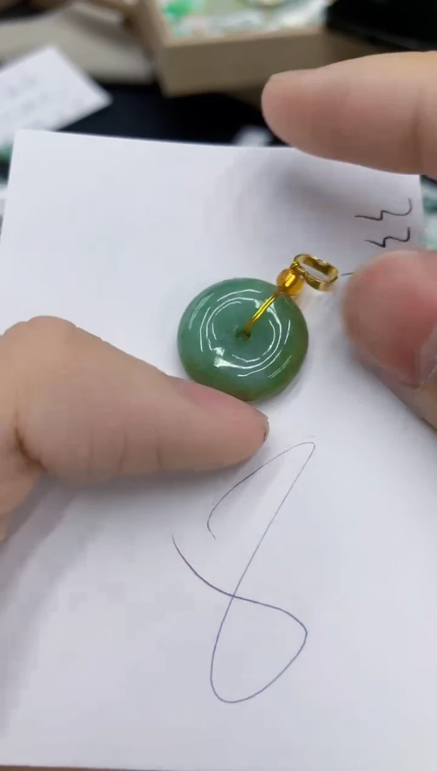 翡翠未镶嵌颈饰111111