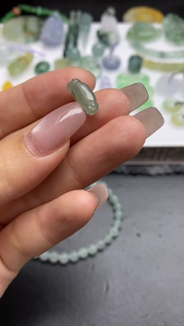 【闪购商品】定制翡翠未镶嵌翡翠毛货~