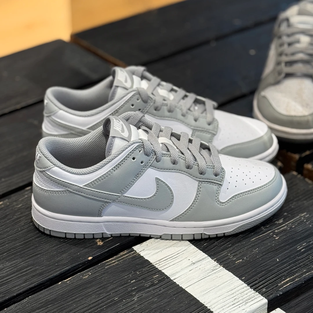 NIKE耐克 DUNK LOW 男款低帮灰白色复古百搭运动休闲板鞋官方正品