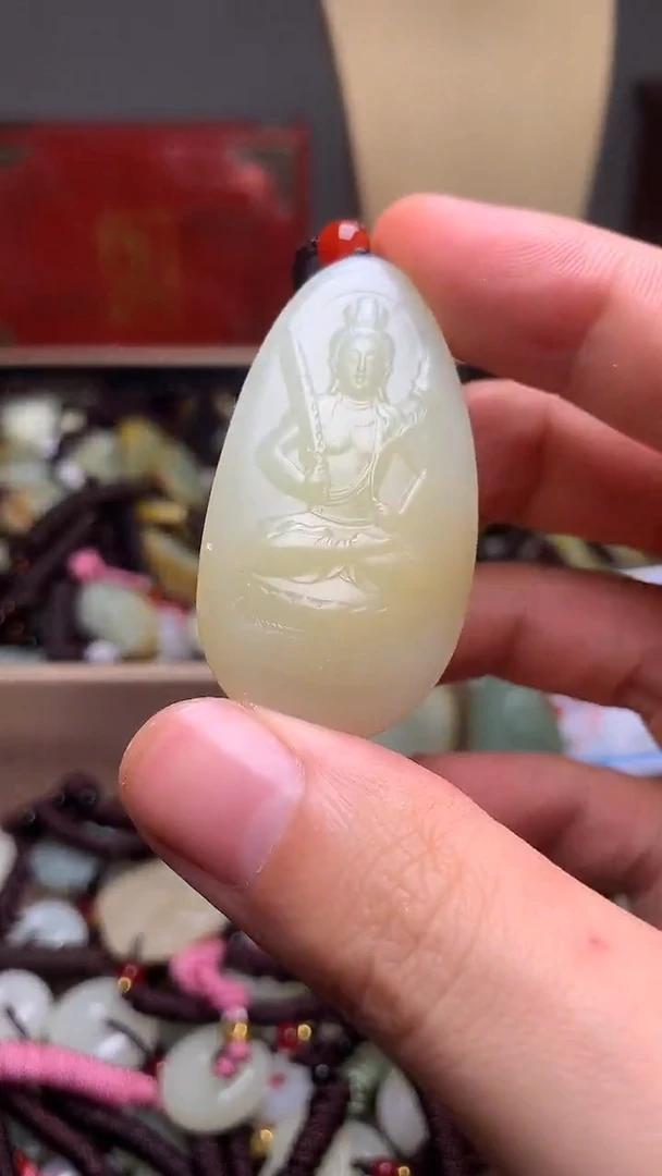 颈饰未镶嵌和田玉新疆料青海料清水和田玉吊坠