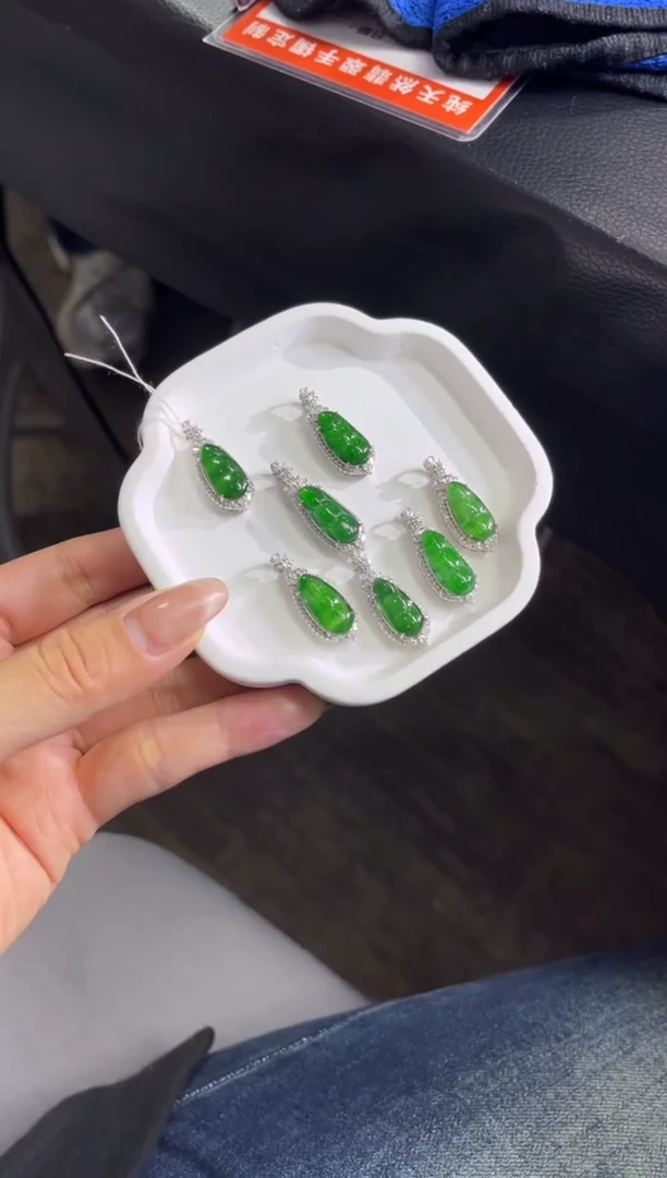 颈饰未镶嵌翡翠A307  /多样性发一件/配绳子