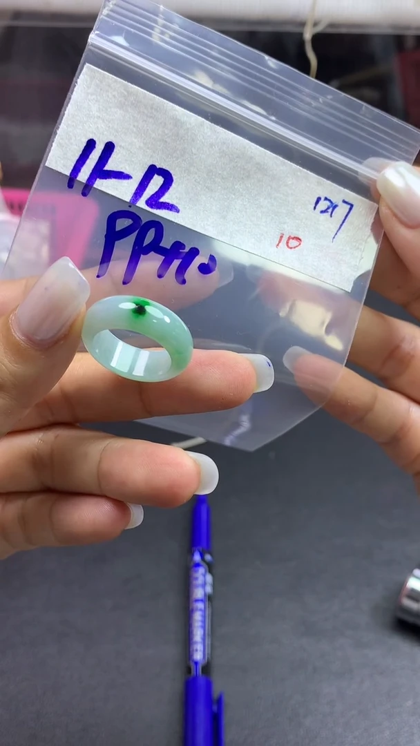 未镶嵌定制翡翠毛货需精细抛光拍一发一