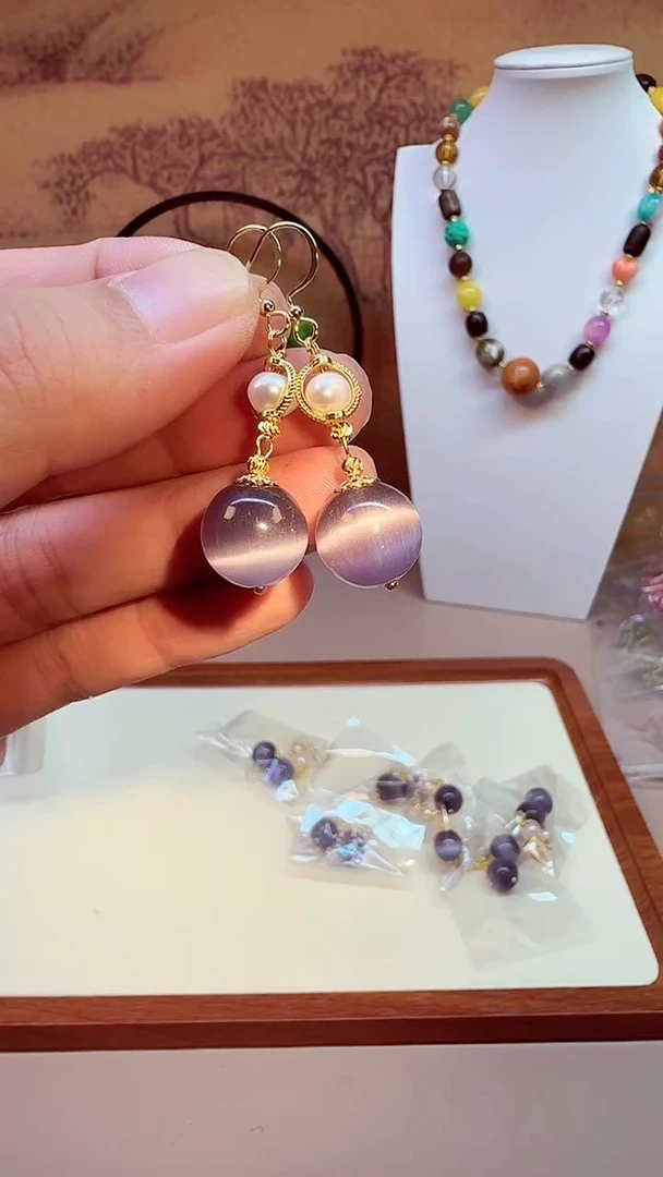 14K金镶嵌耳钉玛瑙/玉髓E221