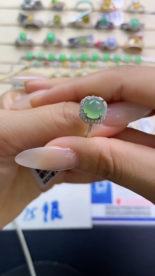 银S925镶嵌戒指翡翠翡翠 蛋面 银S925镶嵌