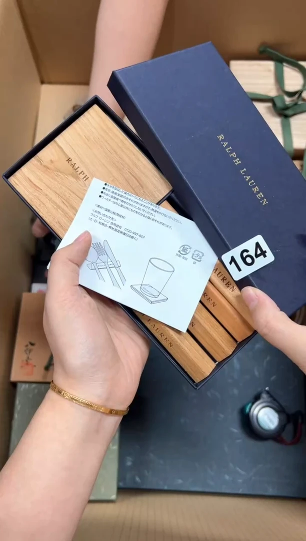 瓷片独****a+164中古商品谨慎参拍
