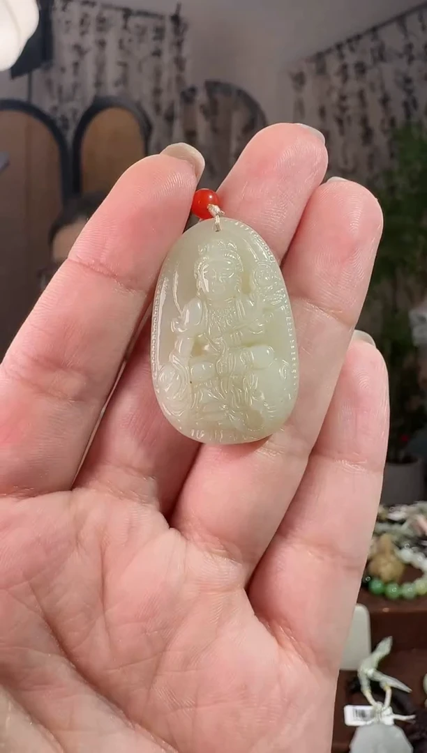 颈饰未镶嵌和田玉普贤