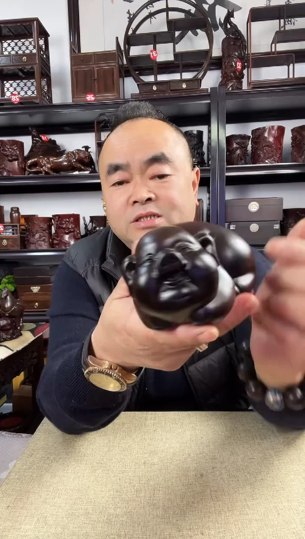 木老李红木工艺品小猪