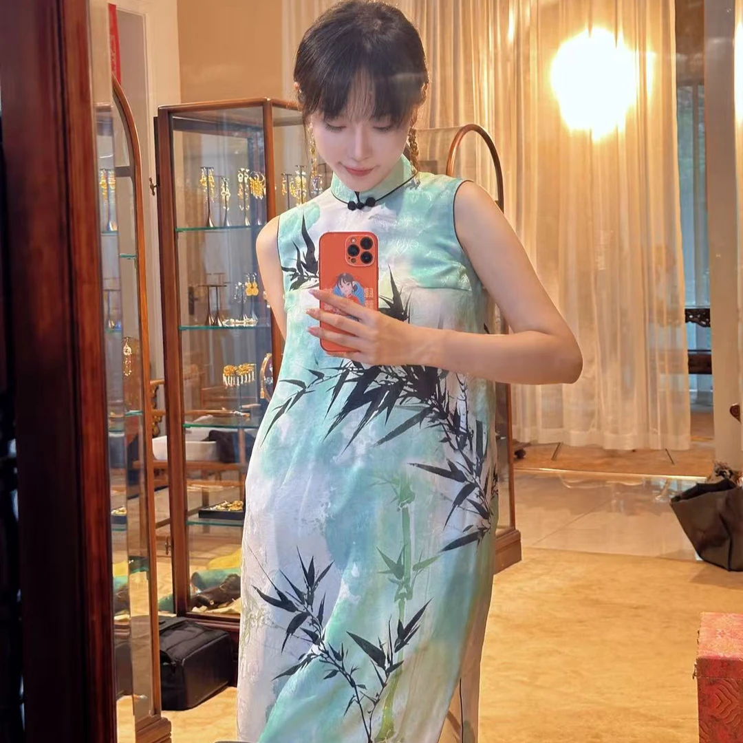 绿色竹叶大袍子连衣裙