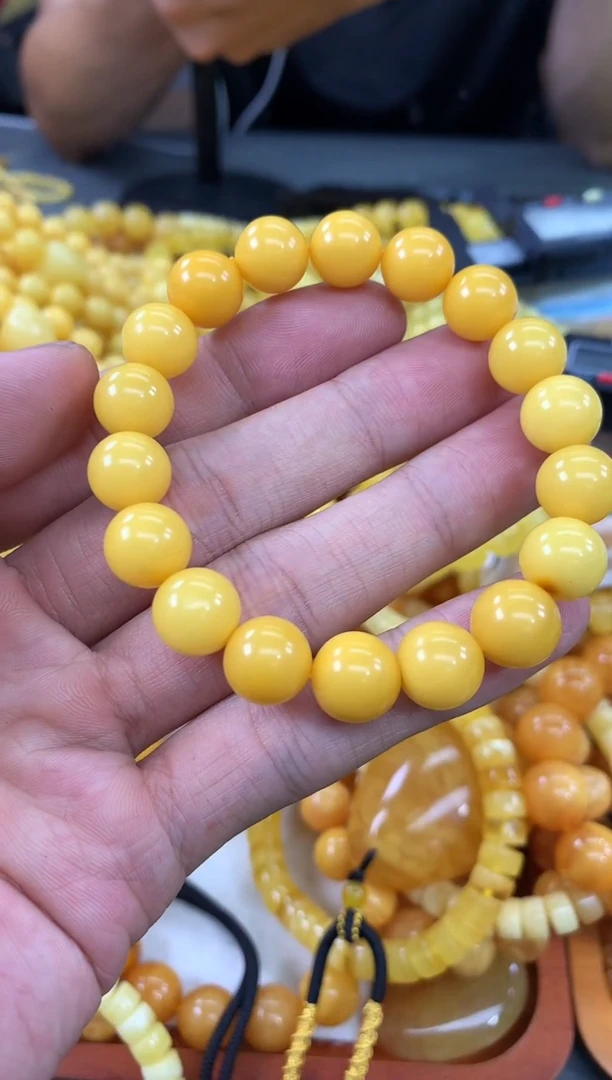 未镶嵌蜜蜡裸石手串