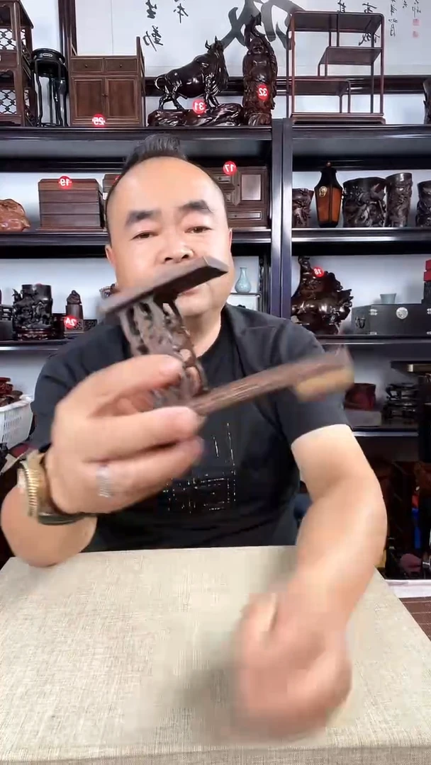 木跳水台老李红木工艺品
