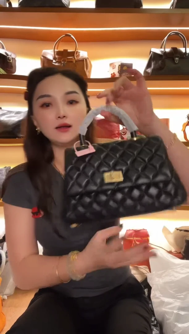 水牛皮（革）  高端订制时尚百搭女士手提斜跨包