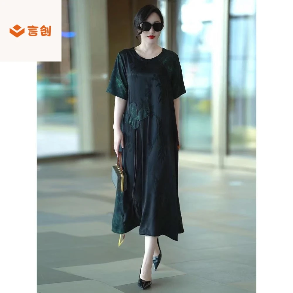 418短袖圆领重磅连衣裙新款高端大牌宽松大码女装妈妈显瘦裙135