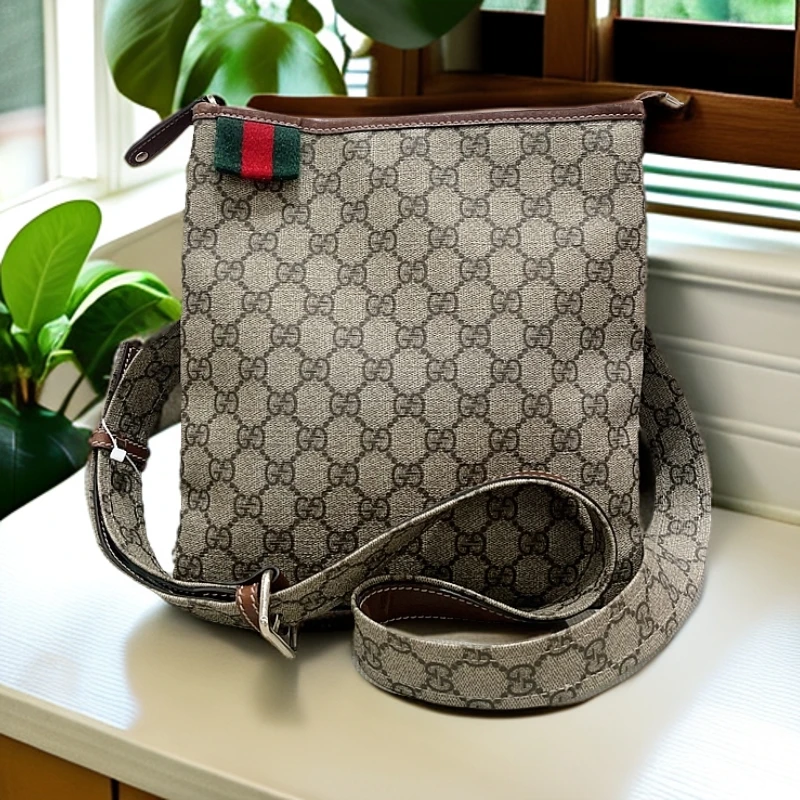 95新 GUCCI/古驰  老花斜挎包 1198 9272