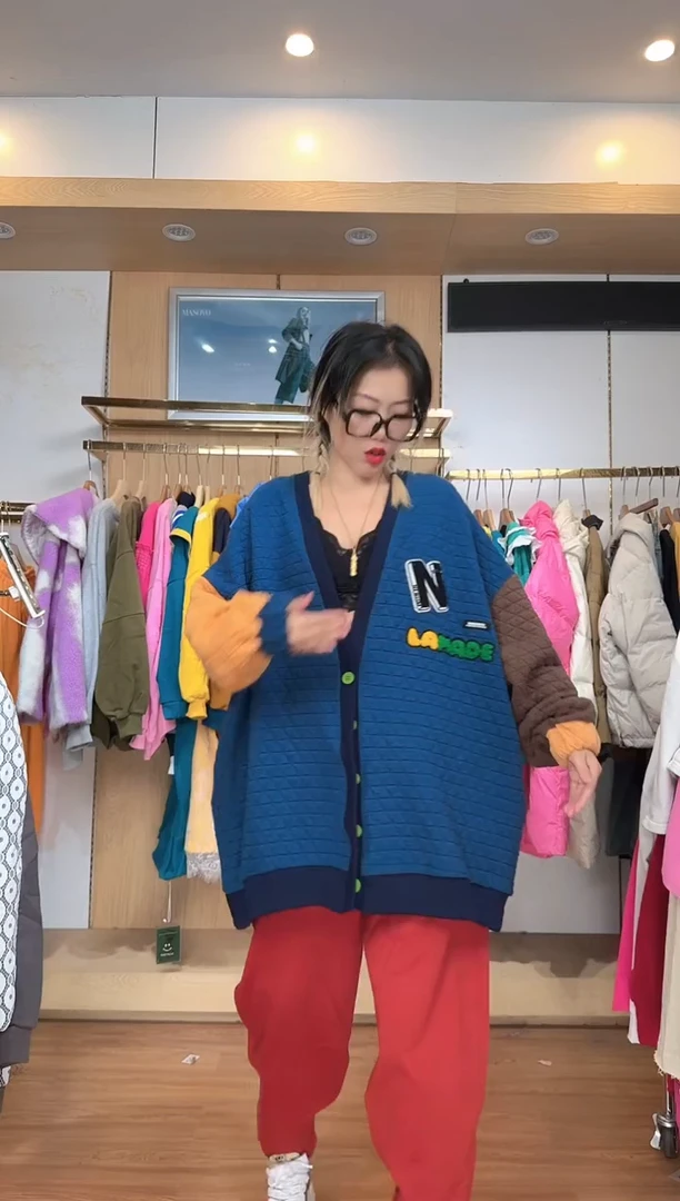 百搭 大码宽松休闲上衣