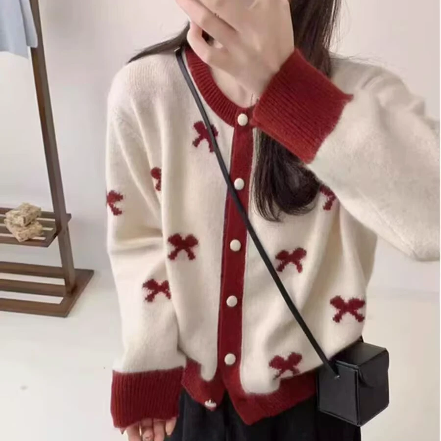 大码微胖MM早春新款减龄显瘦学院风蝴蝶结提花针织开衫女外套上衣