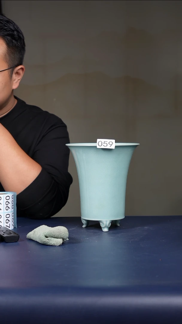 其他瓷石****易059号汝釉三足高盆