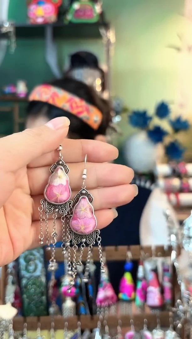 织绣彩云南阁非遗老绣662