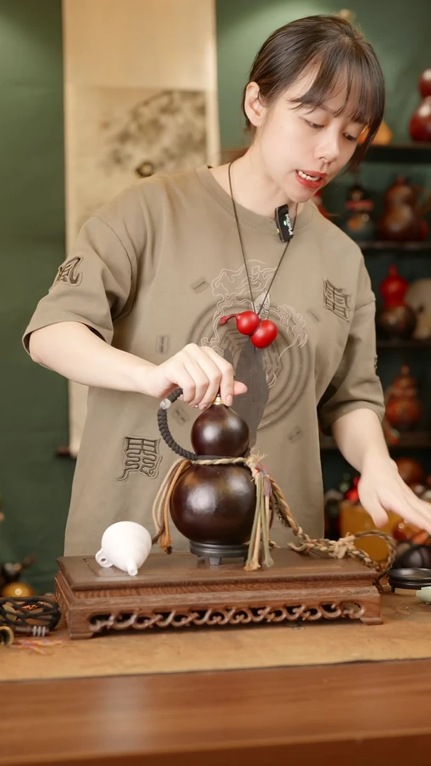 141号精品天然大漆酒葫芦一物一拍~