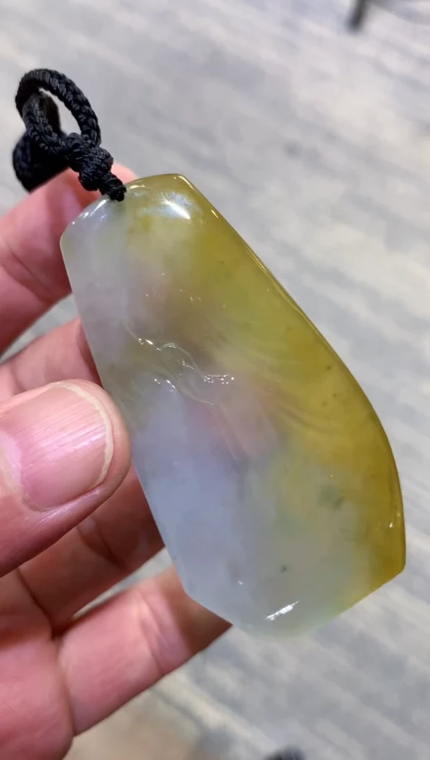 颈饰未镶嵌翡翠天然A货翡翠