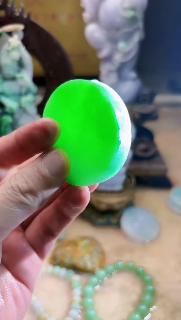 未镶嵌挂件翡翠A货张麦8486