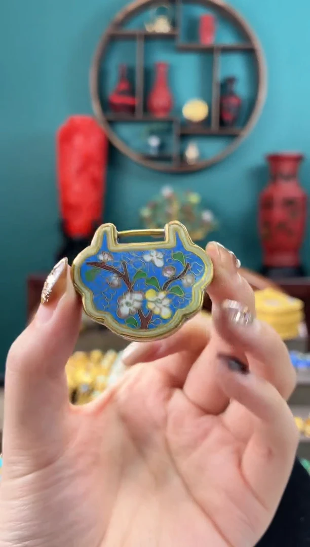 玫***妖非遗手工景泰蓝吊坠湖蓝米色