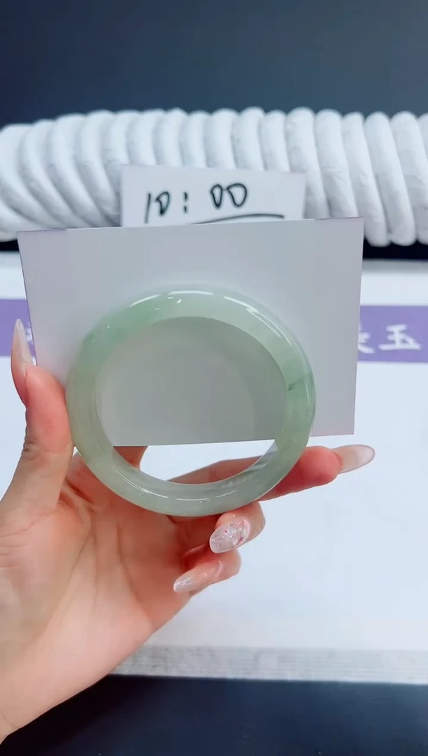 未镶嵌手镯石英质玉58/60.1PH