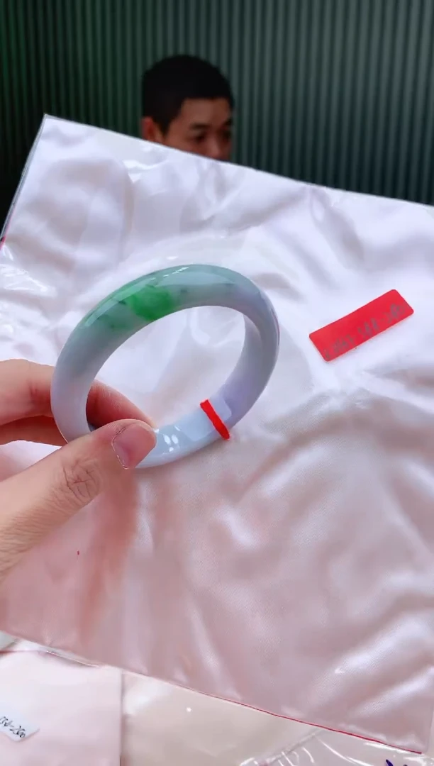 未镶嵌手镯翡翠58+