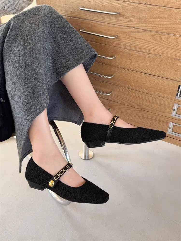 玛丽珍浅口单鞋女2025春季新款一字带方根方头大气时尚女鞋839-21