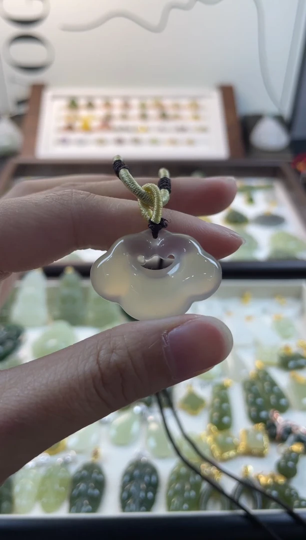未镶嵌吊坠(不含链)玛瑙/玉髓如意