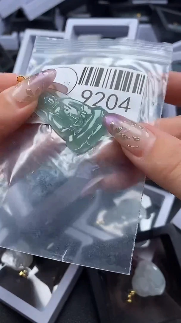 吊坠(不含链)未镶嵌翡翠9204