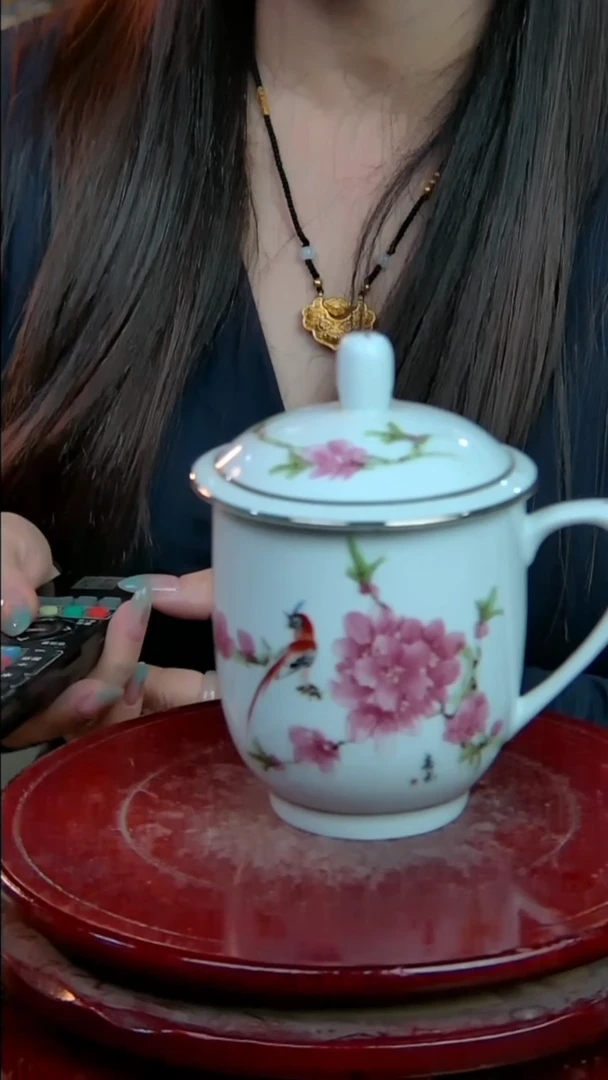 摆件景德镇陶瓷摆件水点桃花描金办公杯